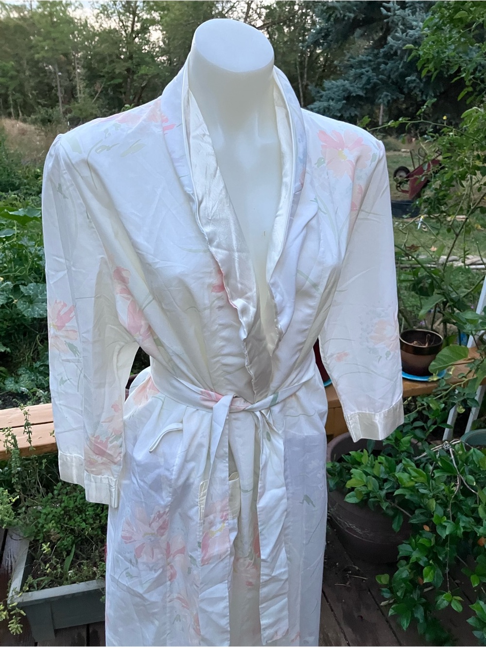 Vintage SET robe / peignoir and bed jacket by I Appel size M with original belt